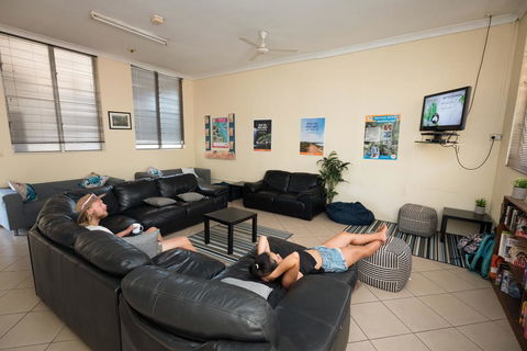Rockhampton Backpackers YHA - Accommodation Noosa 3