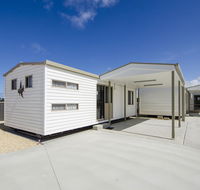 Rocks Retreat Cabin - Seal - Accommodation Noosa