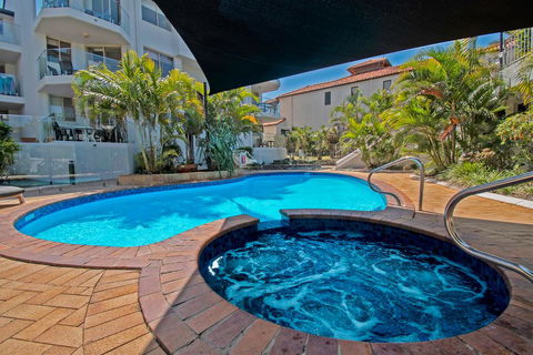 Sandcastles On Currumbin Beach - Accommodation Noosa 1