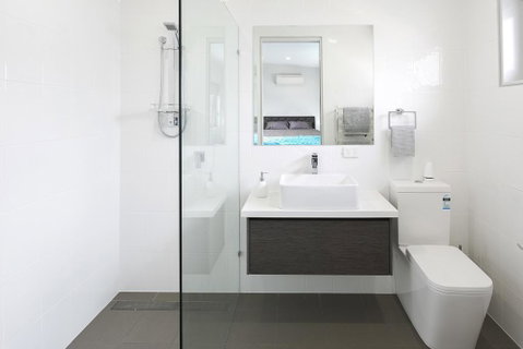 Sapphire Chambre B&B - Accommodation Noosa 2
