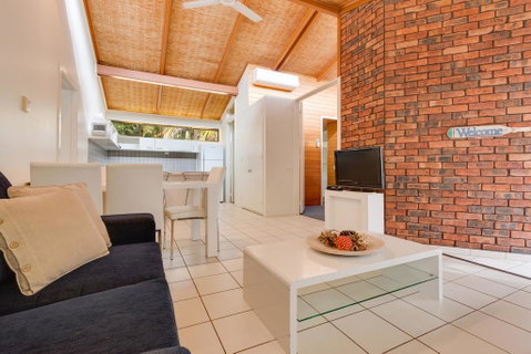 Sapphire Sea N Sand - Accommodation Noosa 2
