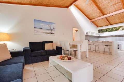 Sapphire Sea N Sand - Accommodation Noosa 0