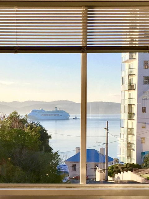 Scarlett's By Salamanca - Accommodation Noosa 3