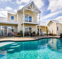 Seaside Spa Retreat - Accommodation Noosa
