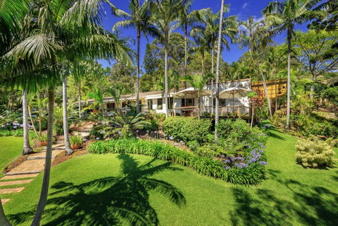 Sensom Luxury Bed And Breakfast - Accommodation Noosa 0