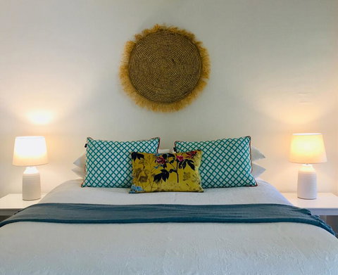 Sensom Luxury Bed And Breakfast - Accommodation Noosa 1