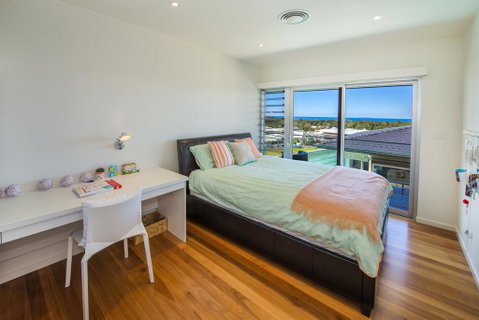 Shambhala At Sapphire Beach - Accommodation Noosa 2