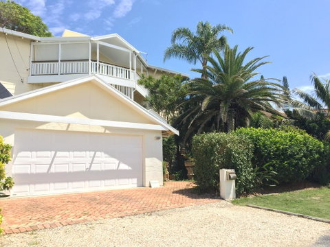 Shorebreak Studio Apartments - Accommodation Noosa 0