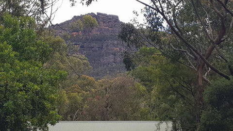 Six Seasons - Halls Gap - Accommodation Noosa 2