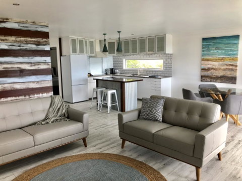 Sky Loft On Bruxner - Korora - Coffs Harbour - Accommodation Noosa 2