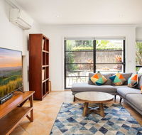 Spacious Home in the Heart of Avalon Beach - Accommodation Noosa