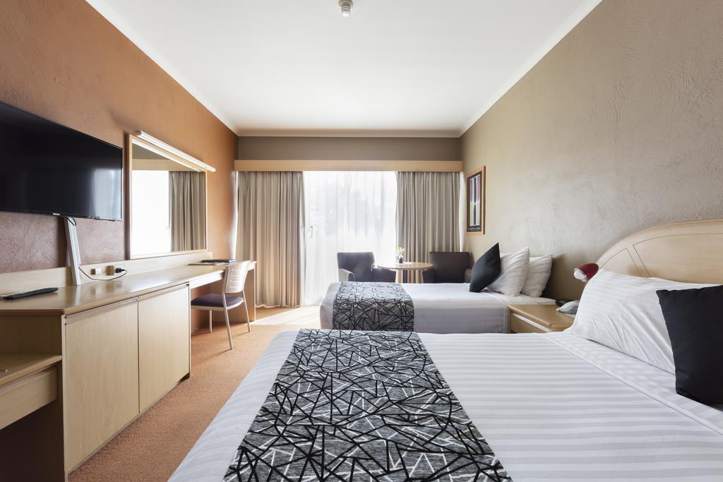 Curtin ACT Accommodation Noosa