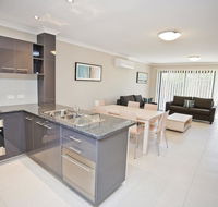 Stonewood Villas - Accommodation Noosa