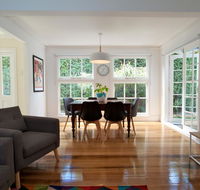 Strahan House - Accommodation Noosa