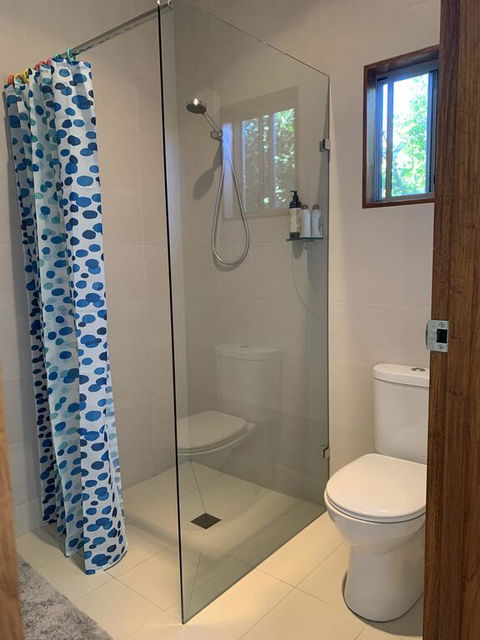 Studio With Stunning Mountain Views - Accommodation Noosa 1