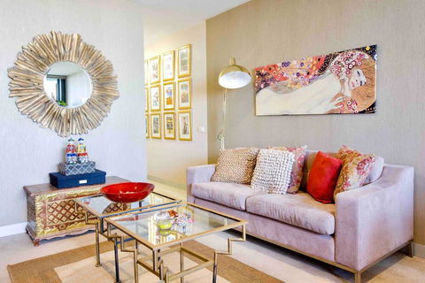 Stylish 1 Bedroom Apartment Amazing City Views - Accommodation Noosa 0