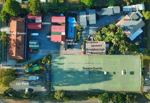 T's Resort & Motel - Accommodation Noosa 0