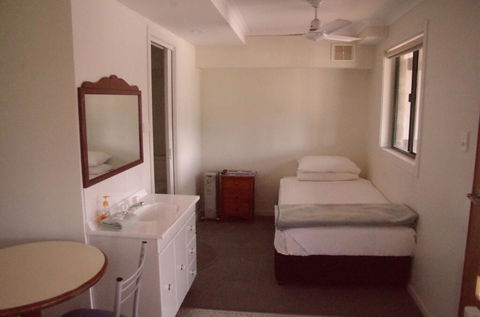 T's Resort & Motel - Accommodation Noosa 2