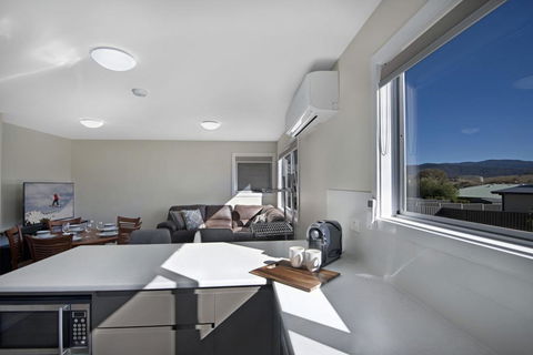 T-Bar On Twynam - Accommodation Noosa 0