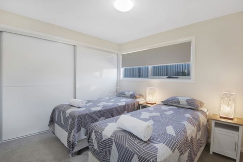 T-Bar On Twynam - Accommodation Noosa 3