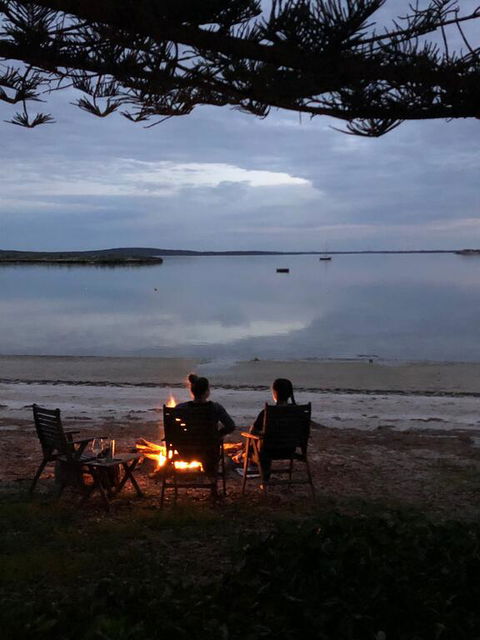 Tall Pines Beach House At Mount Dutton Bay (part Of Coffin Bay Waterways) - Accommodation Noosa 3