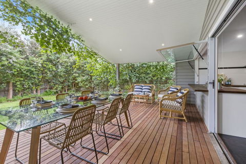 THALASSA HOUSE COASTAL RETREAT DROMANA - Accommodation Noosa 0