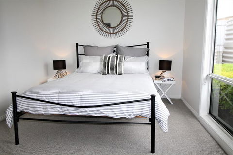 The Beach House - Point Turton - Accommodation Noosa 3