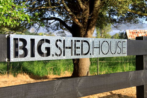 BIG.SHED.HOUSE - Accommodation Noosa 10
