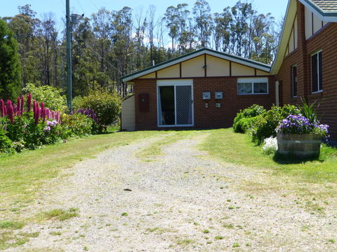 Quamby Pines Chalet - Accommodation Noosa 28