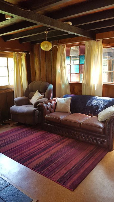 Whispering Hills Retreat - Accommodation Noosa 7