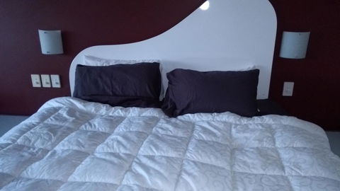 Diamond Island Resort - Accommodation Noosa 21