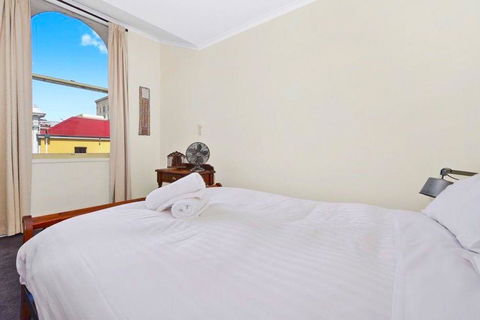 Launceston CBD Abode - Accommodation Noosa 13