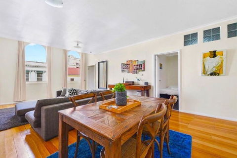 Launceston CBD Abode - Accommodation Noosa 0