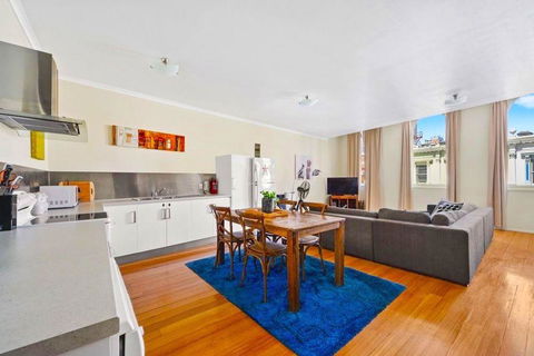Launceston CBD Abode - Accommodation Noosa 8