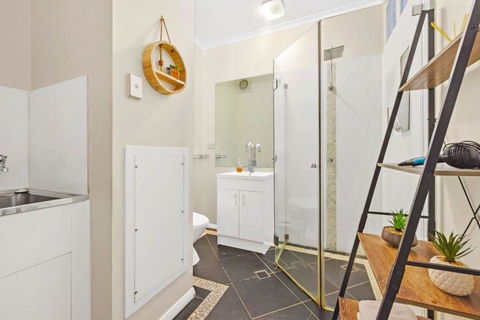 Launceston CBD Abode - Accommodation Noosa 5