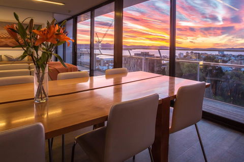 Avalon City Retreat - Accommodation Noosa 8