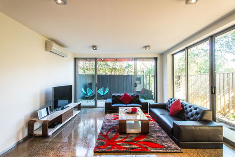 The Waverley International Hotel - Accommodation Noosa 32
