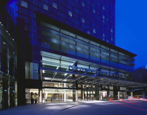 Crown Promenade Melbourne - Accommodation Noosa 10