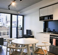 Mono Apartments on La Trobe Street - Accommodation Noosa