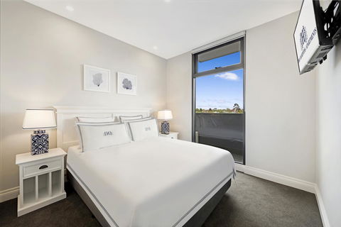 The Hamptons Apartments - St Kilda - Accommodation Noosa 38