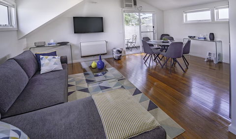 Bayview Loft - Accommodation Noosa 9