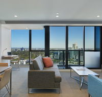 City Tempo - Power St - Accommodation Noosa