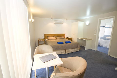 Anchorage Motel & Villas Lorne - Accommodation Noosa 9