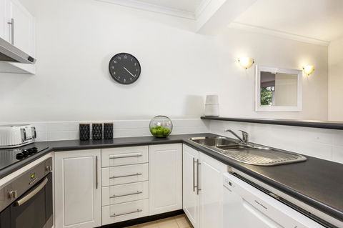 Melbourne Luxury Paradise - Accommodation Noosa 5
