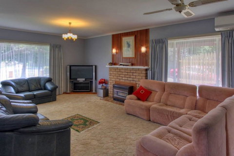 Jacaranda House - Accommodation Noosa 1