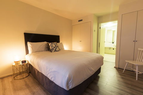 Waterfront Melbourne Apartments - Accommodation Noosa 39