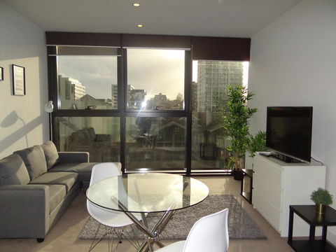 Amazing Accommodations: Vogue - Accommodation Noosa 15