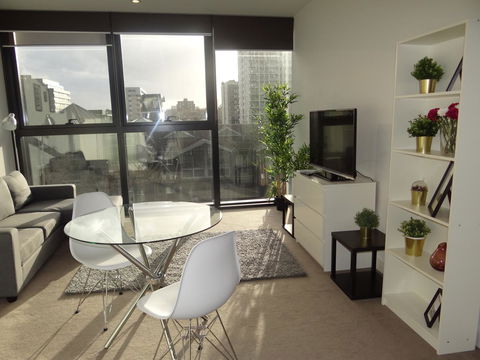 Amazing Accommodations: Vogue - Accommodation Noosa 14