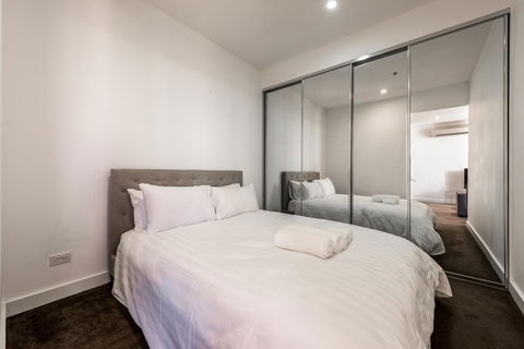Amazing Accommodations: Vogue - Accommodation Noosa 38