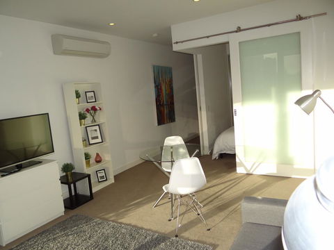 Amazing Accommodations: Vogue - Accommodation Noosa 20